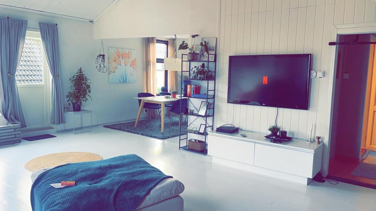 Leilighet Charming Older House With Private Parking